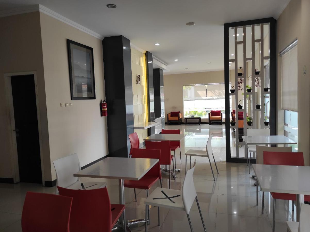 יוגיאקרטה Hotel Orlen מראה חיצוני תמונה