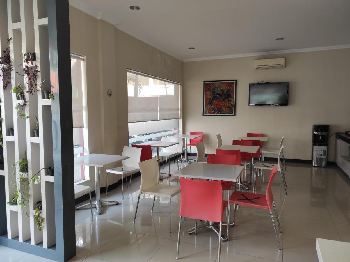 יוגיאקרטה Hotel Orlen מראה חיצוני תמונה