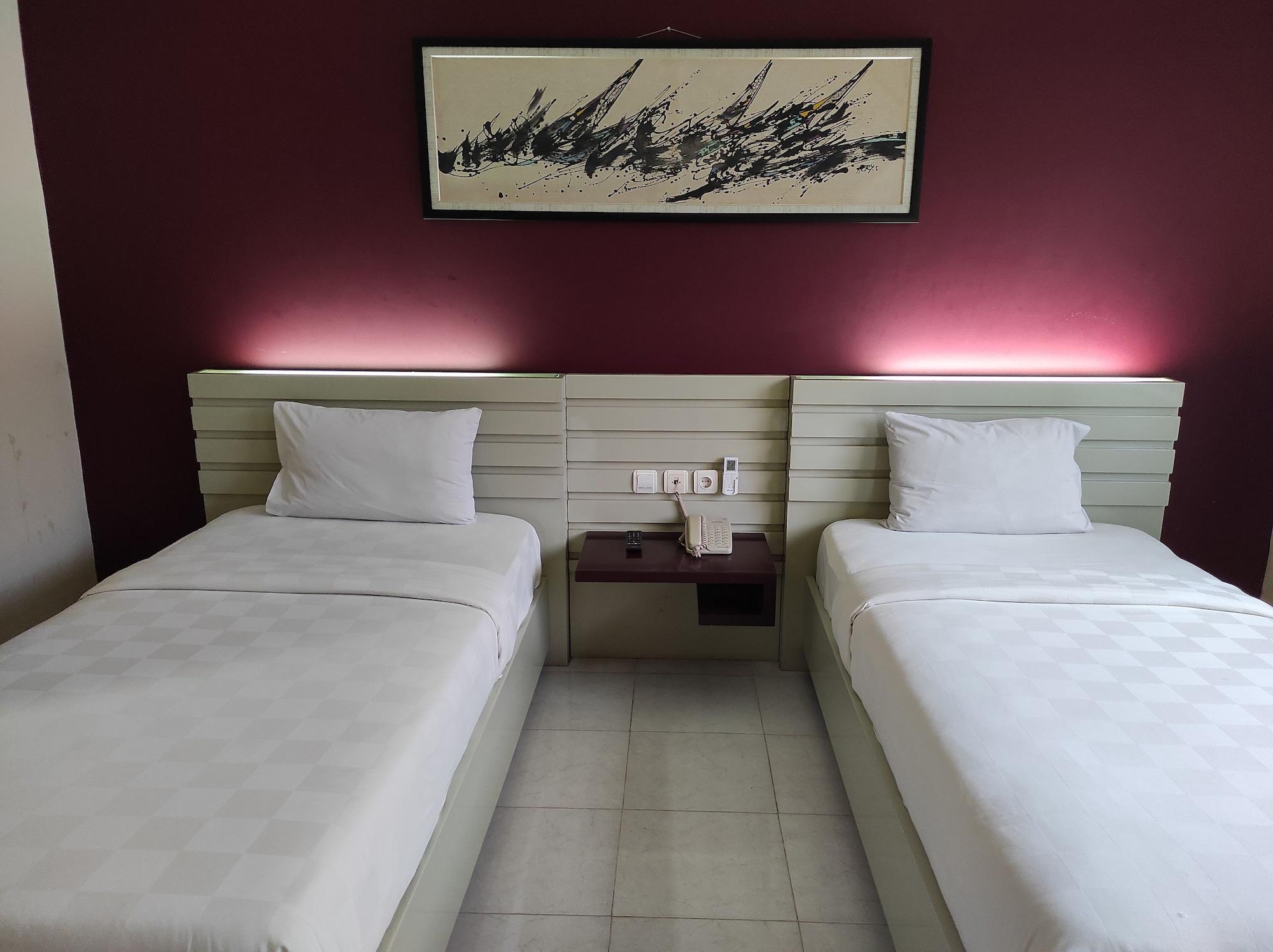 יוגיאקרטה Hotel Orlen מראה חיצוני תמונה