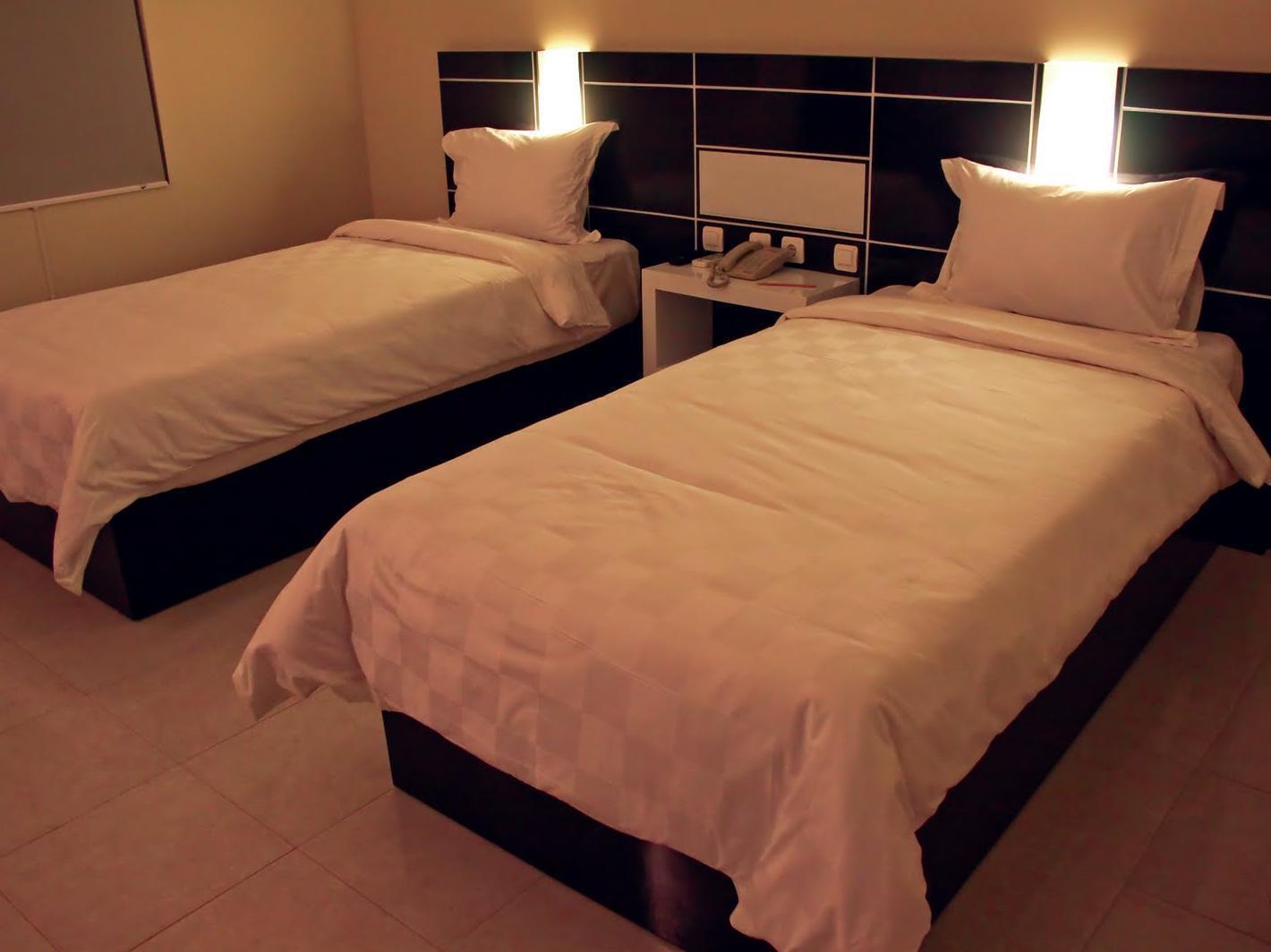 יוגיאקרטה Hotel Orlen מראה חיצוני תמונה